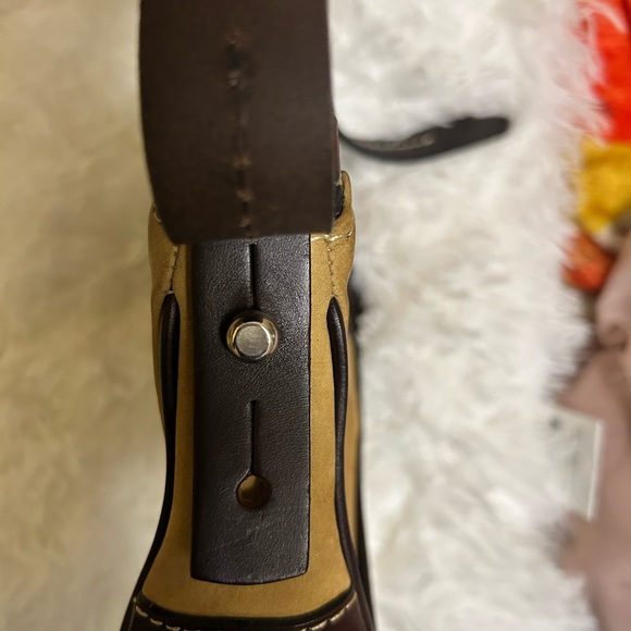 Dooney & Bourke mini bag - Picture 10 of 13